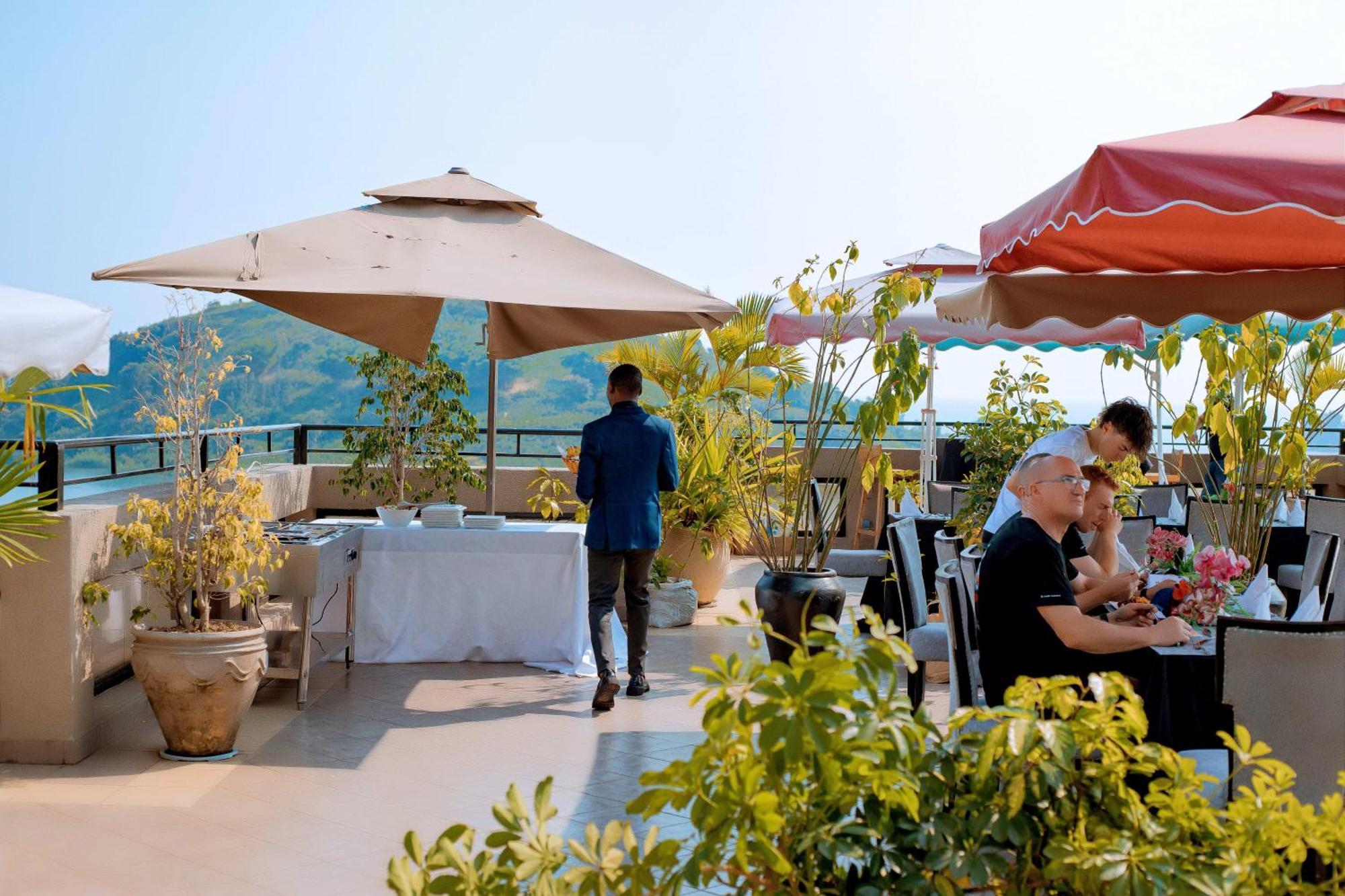 Kivu Hilltop View Resort Gisenyi Exterior foto